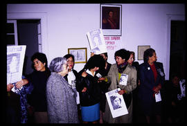 Mujeres familiares de personas detenidas desaparecidas protestan al interior de Londres 38
