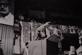 Fotografía de Mario Palestro en el teatro Caupolicán