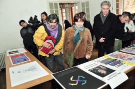 Exposición de afiches sobre el caso de José Huenante en Londres 38