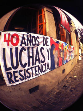 "40 años de luchas y resistencias"