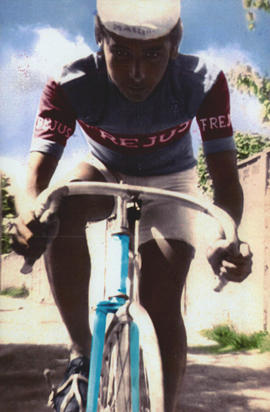 Ciclista Luis Guajardo