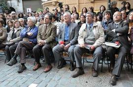 Integrantes del Partido Comunista en inauguración de Memorial en Londres 38