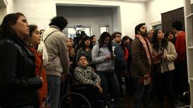 Personas participando de visita dialogada durante el Día del Patrimonio 2016