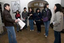Personas visitando Londres 38 durante Día del Patrimonio 2009