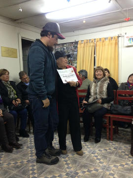 Público asistente a la presentación del libro El Poder del Campo en el Centro Cultural Rayén