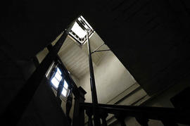 Escalera en caracol del inmueble ubicado en Londres 38